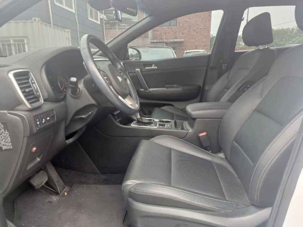 KIA Sportage - Vista 5