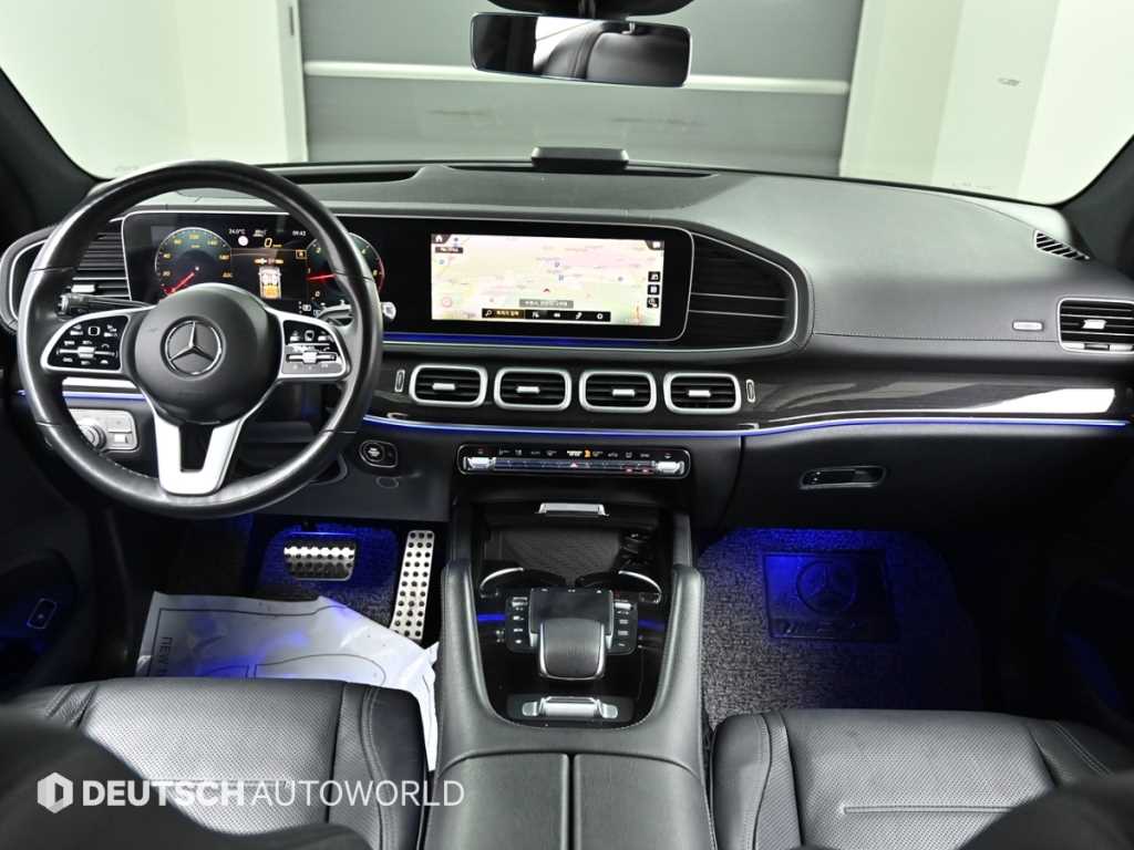 Mercedes Benz GLE Class - Vista 7