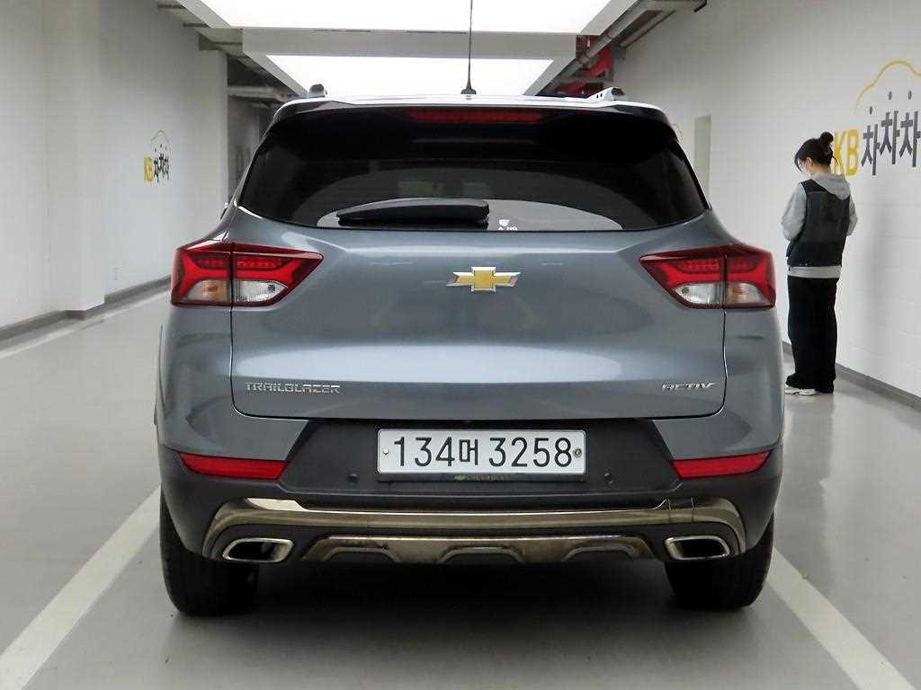 Chevrolet Trail Blazer - Vista 3