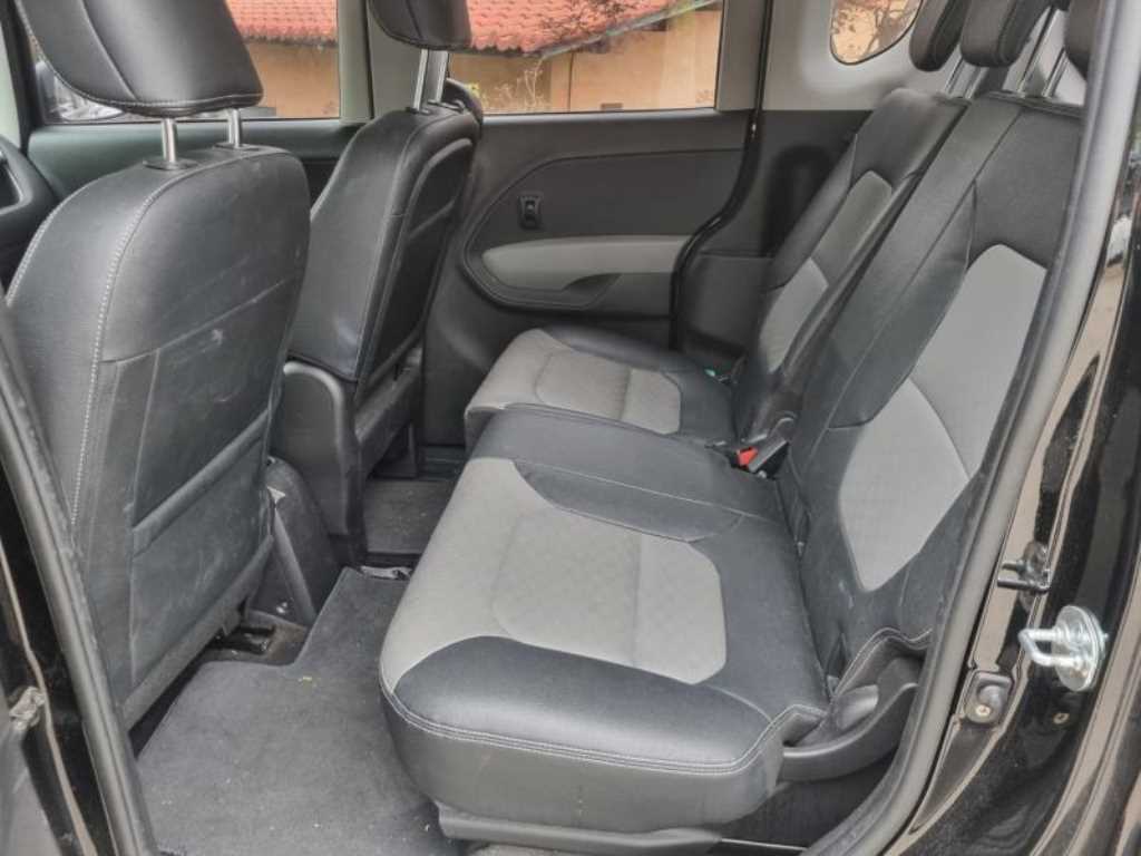 KIA Ray - Vista 8
