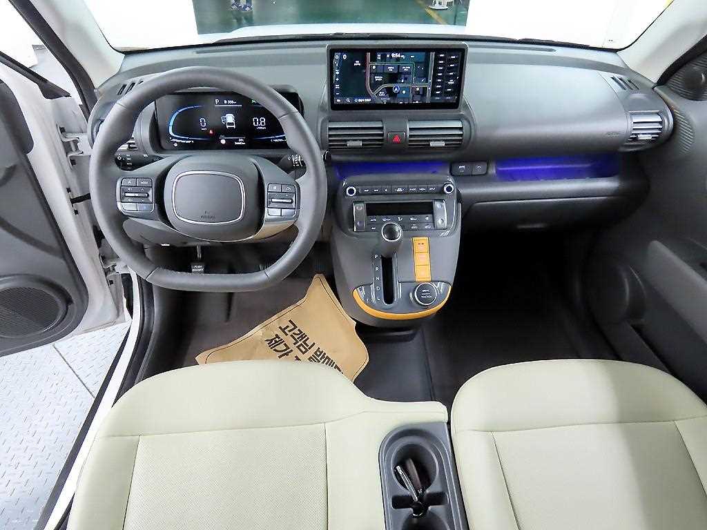 HYUNDAI Casper - Vista 7