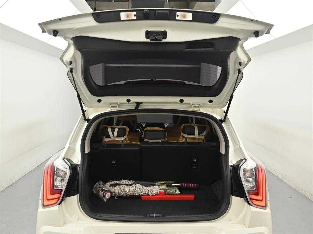 Ssangyong Tivoli 2022 Blanco - Importación desde Corea - HF Imports Iquique - Foto 19