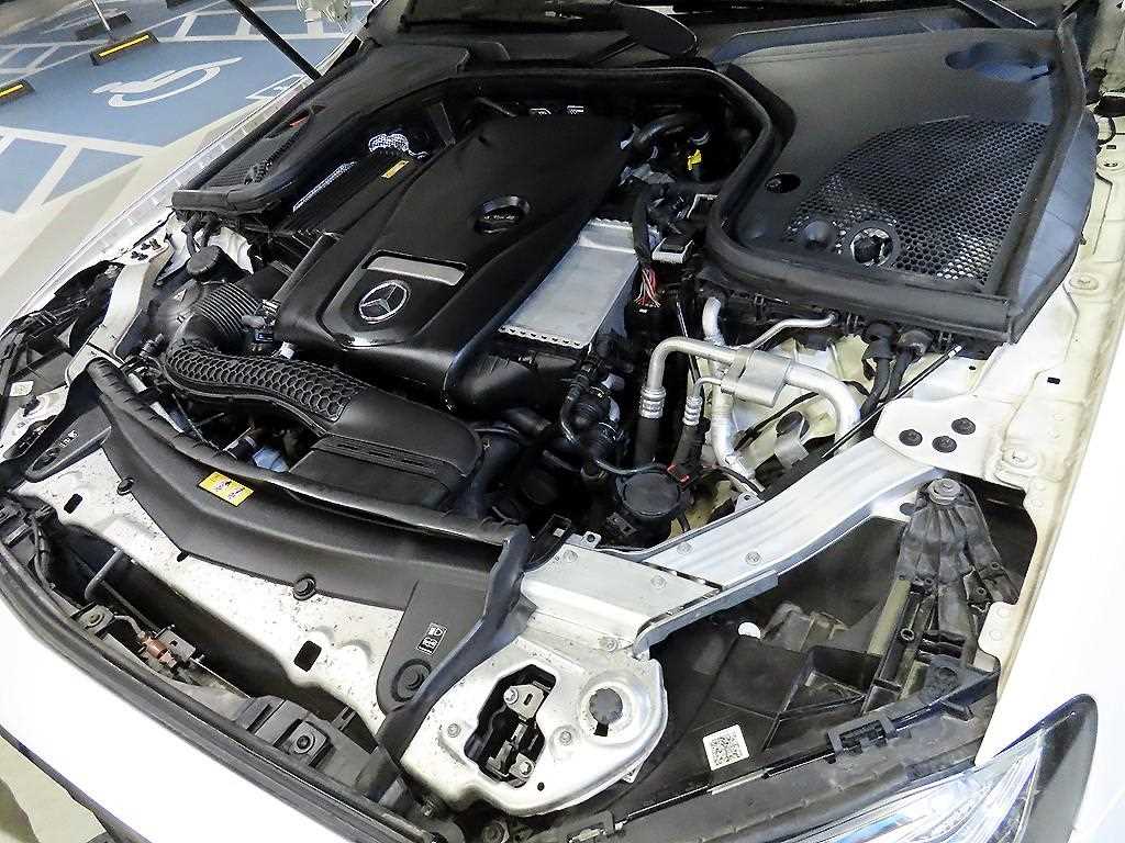 Mercedes Benz E class 2017 Blanco - Importación desde Corea - HF Imports Iquique - Foto 19