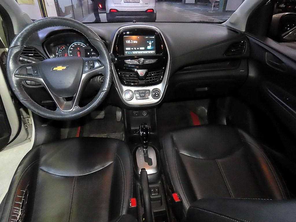 Chevrolet Spark - Vista 10