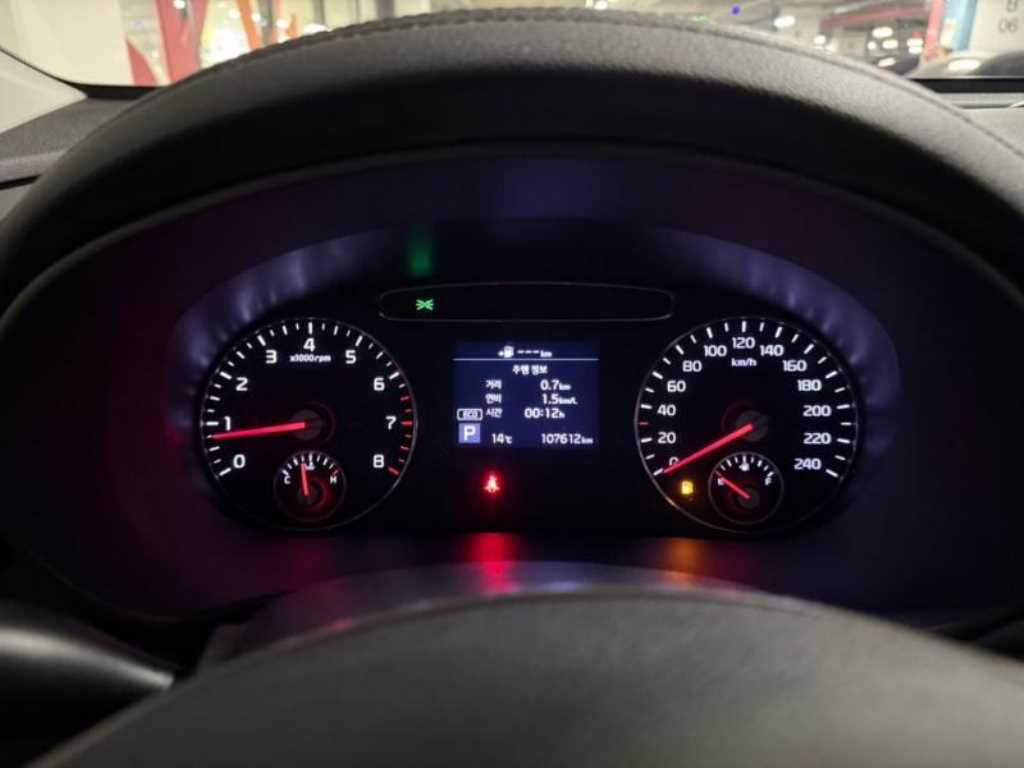 KIA Sorento - Vista 9