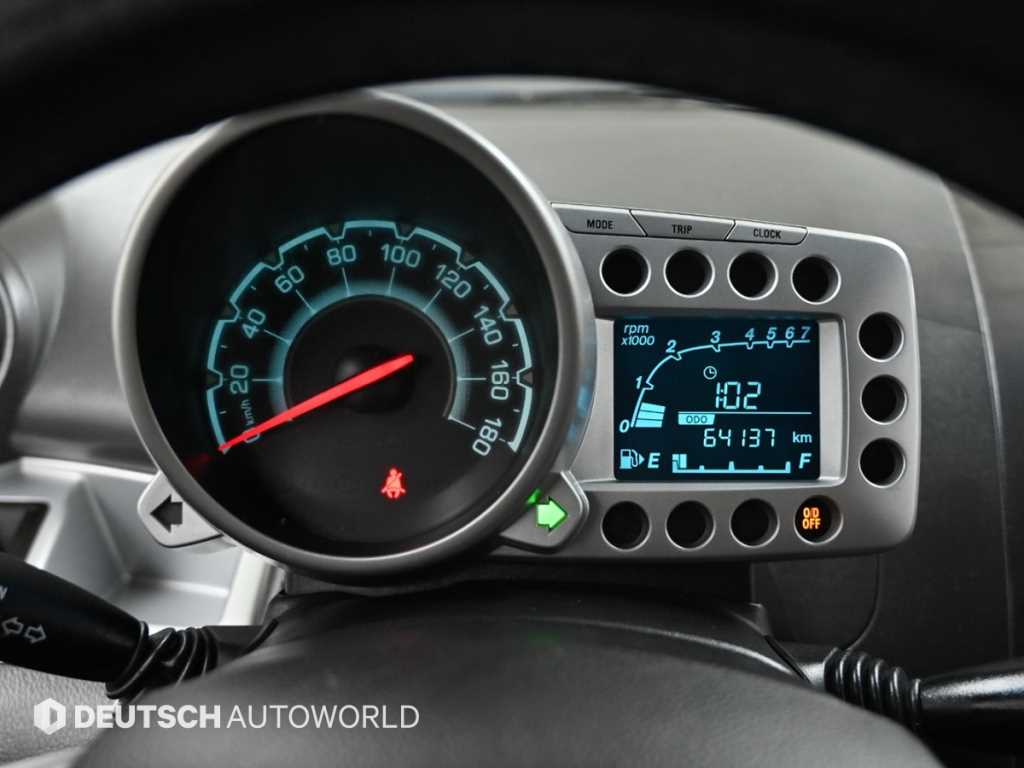Chevrolet Spark - Vista 8