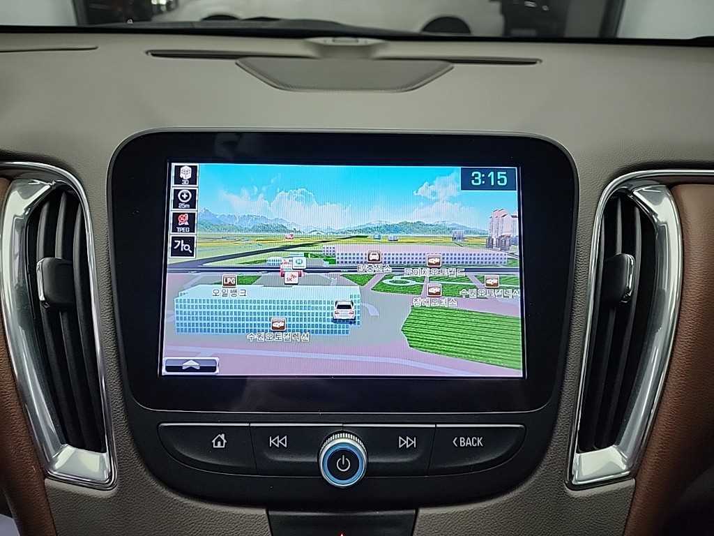 Chevrolet Malibu 2017 Gris - Importación desde Corea - HF Imports Iquique - Foto 16