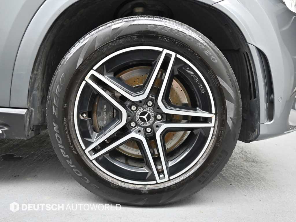 Mercedes Benz GLE Class - Vista 5