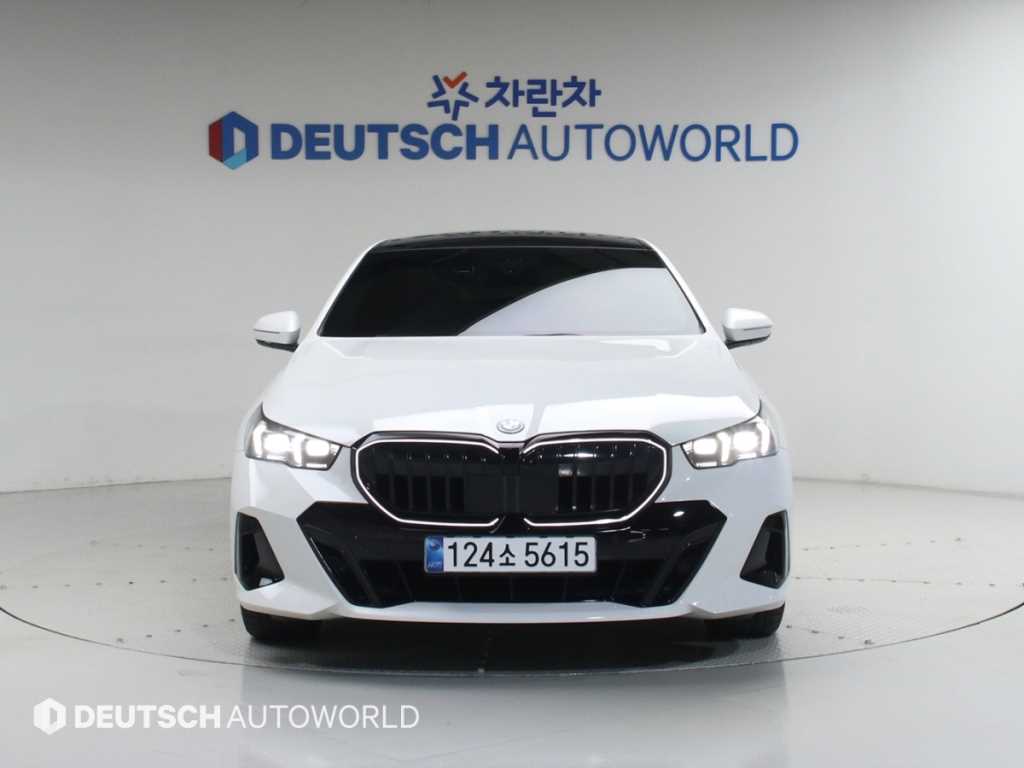 BMW 5 Series - Vista 3