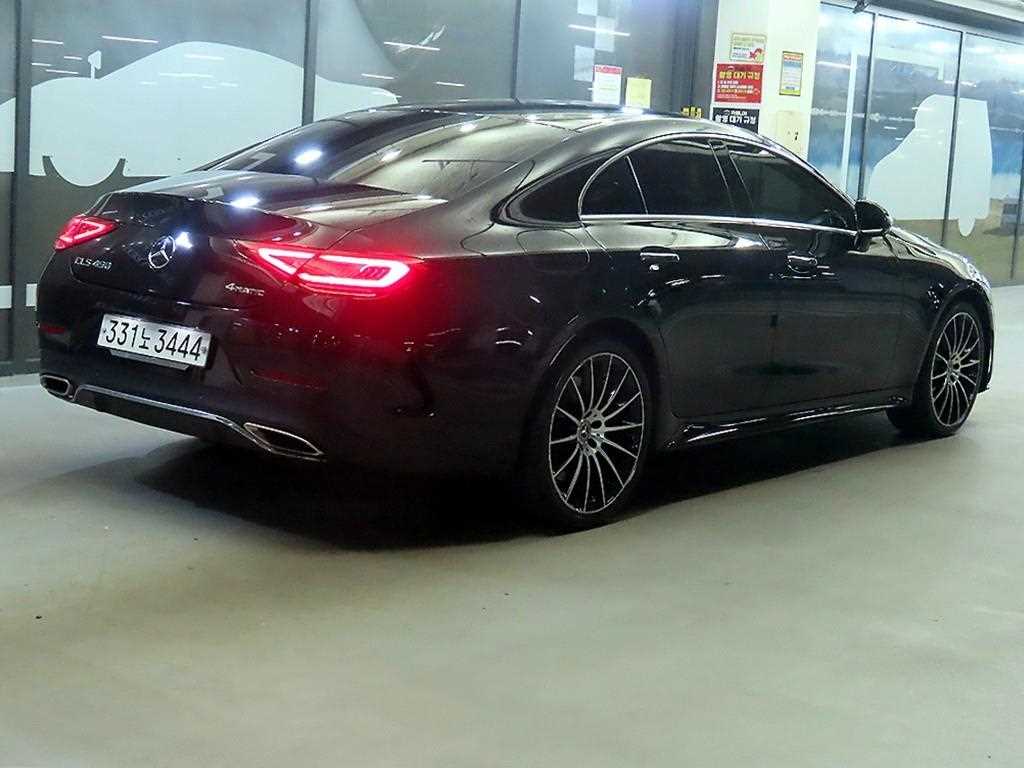 Mercedes Benz CLS Class - Vista 4