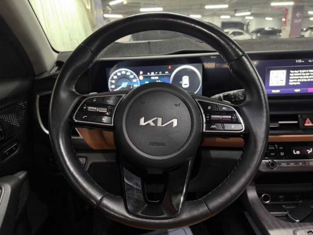 KIA Seltos - Vista 8