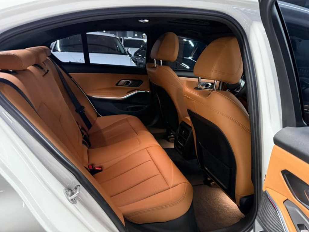 BMW 3 series 2023 Blanco - Importación desde Corea - HF Imports Iquique - Foto 13