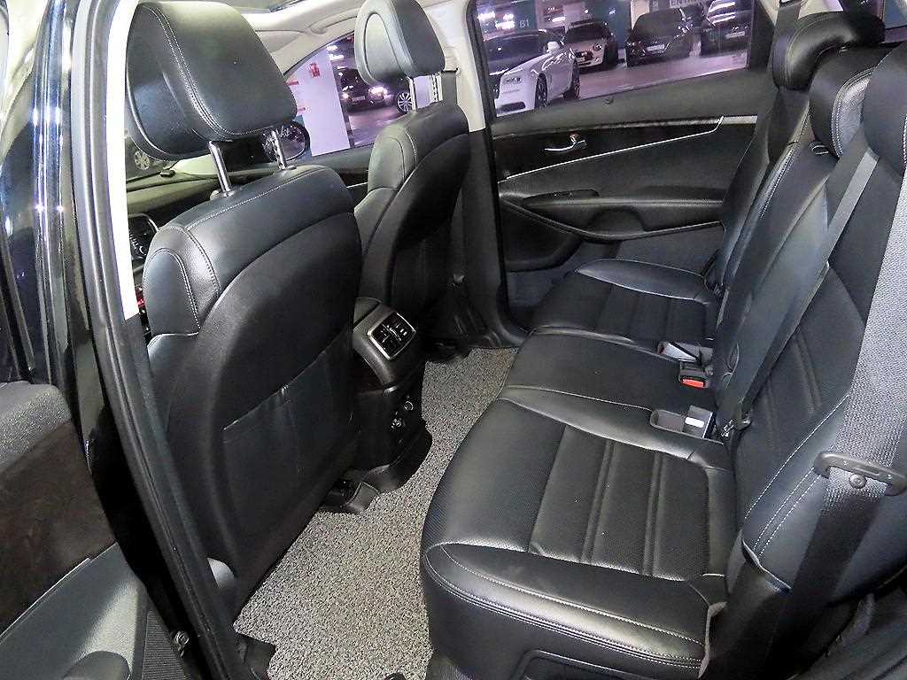 KIA Sorento - Vista 7