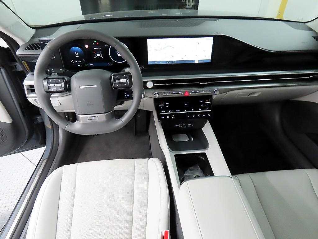 HYUNDAI Grandeur - Vista 7