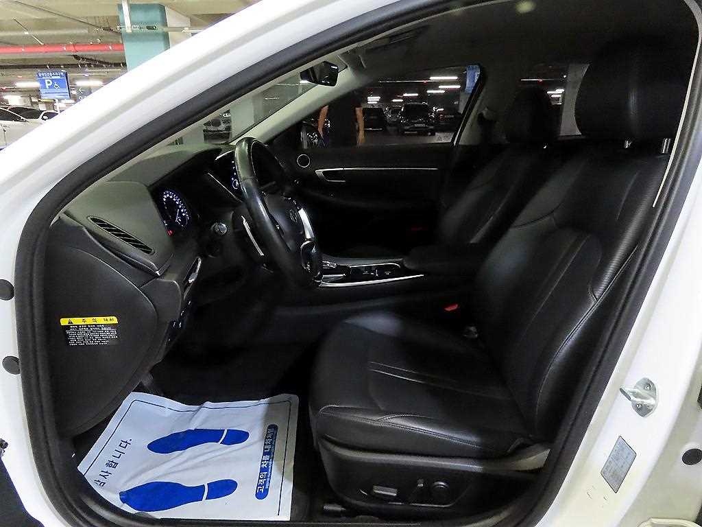 HYUNDAI Sonata - Vista 6