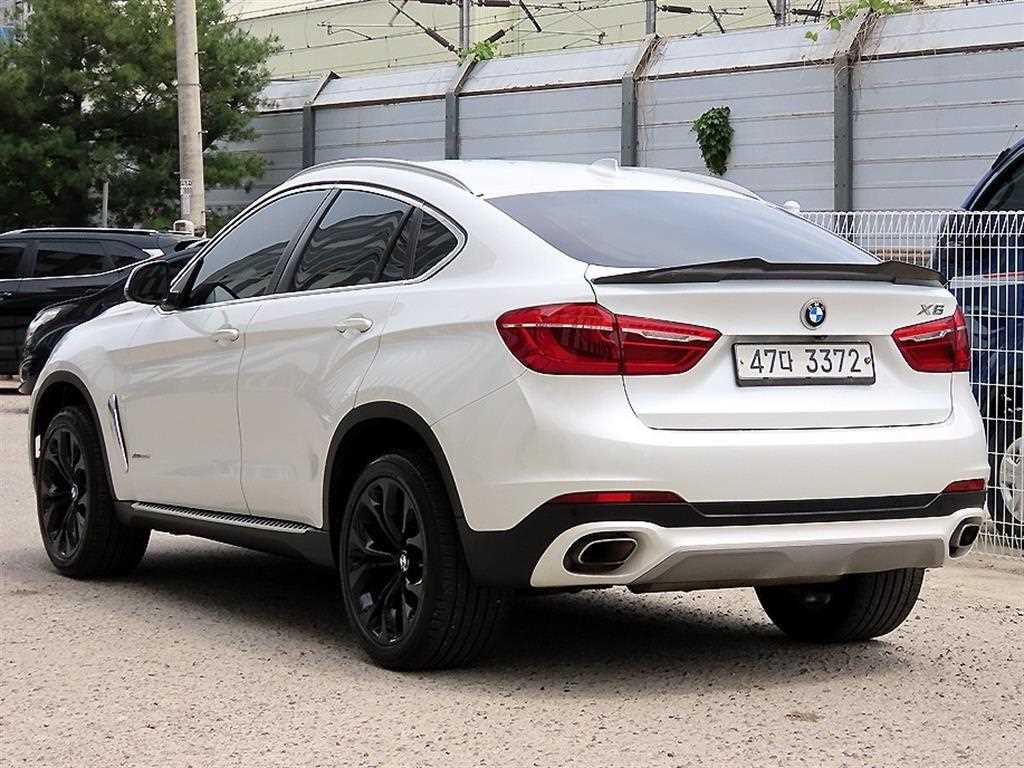 BMW X6 - Vista 3