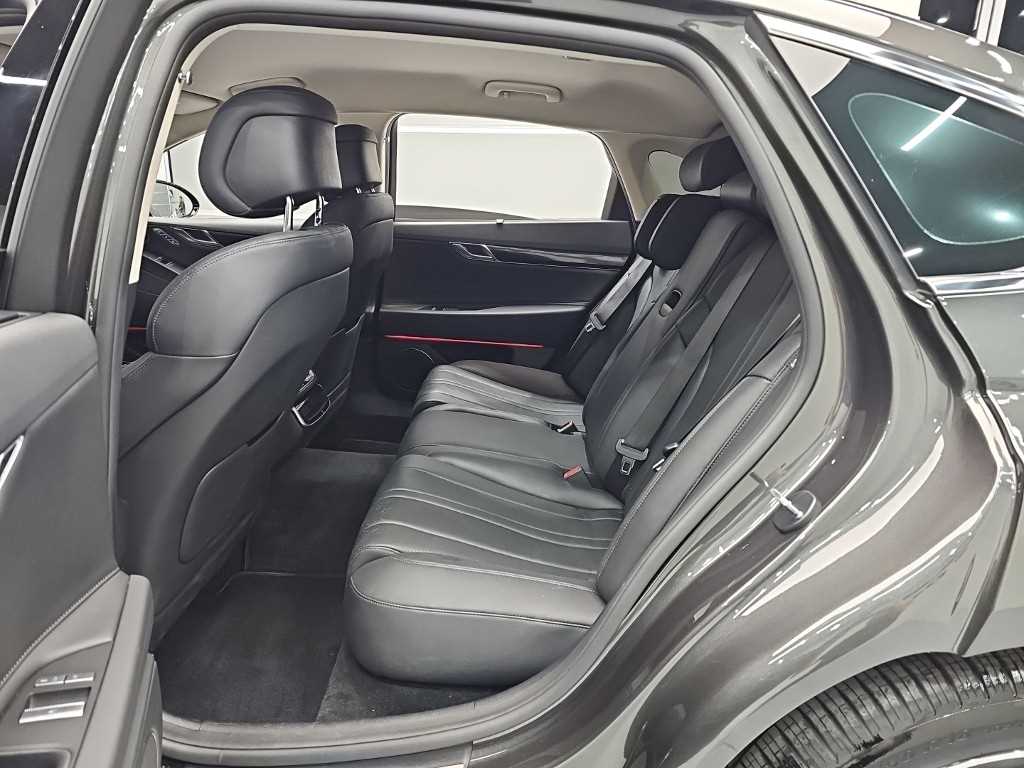 Genesis G80 - Vista 12