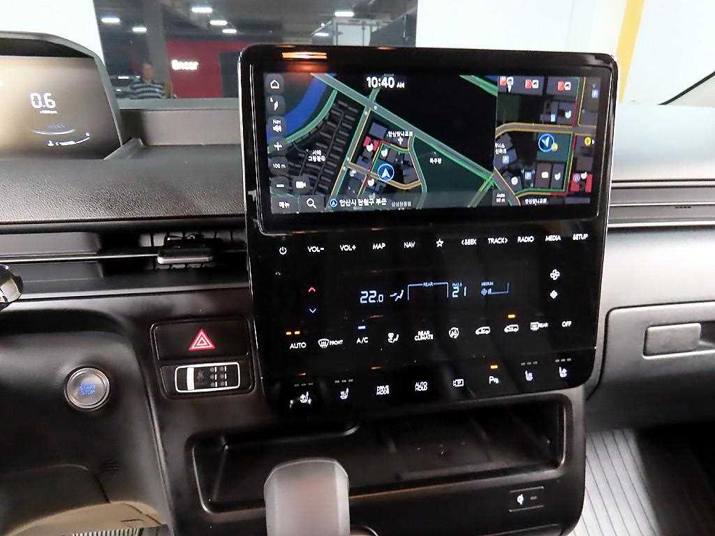 HYUNDAI Staria 2023 Negro - Importación desde Corea - HF Imports Iquique - Foto 13