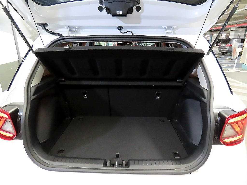 HYUNDAI Venue 2026 Blanco - Importación desde Corea - HF Imports Iquique - Foto 17