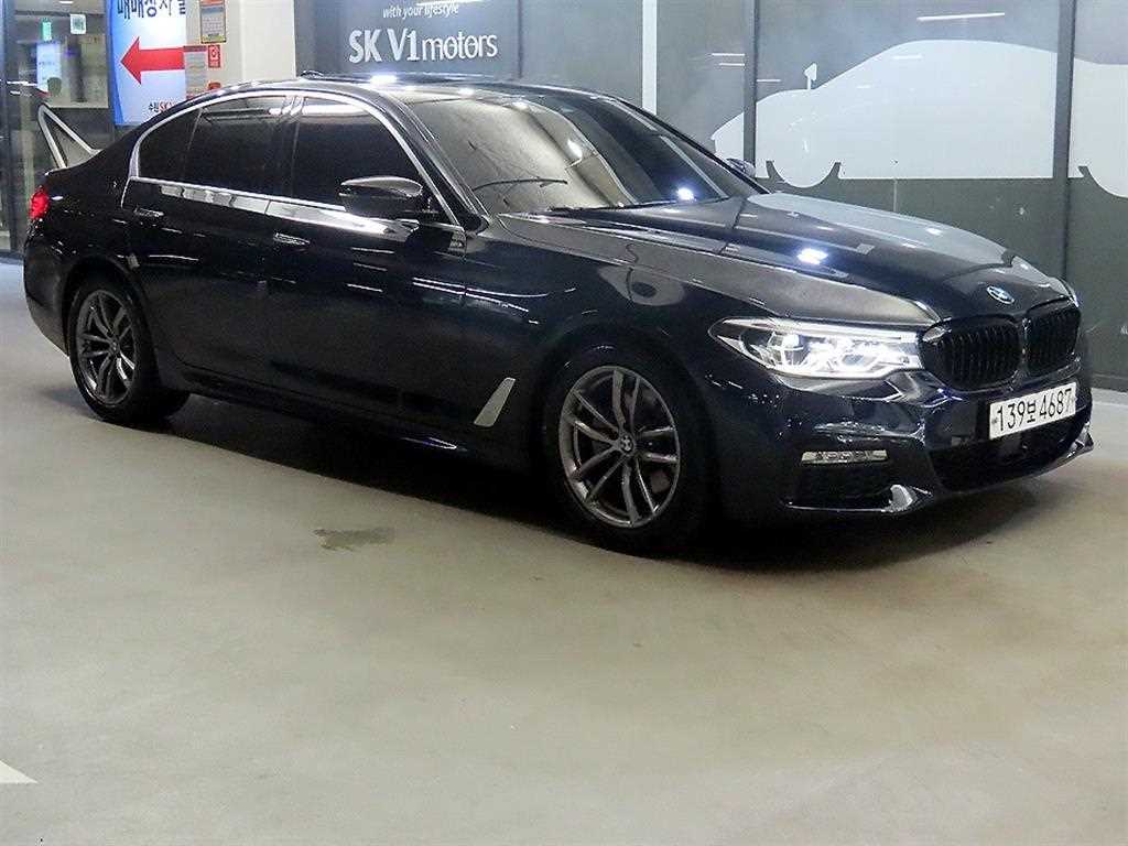 BMW 5 Series 2018 Negro - Importación desde Corea - HF Imports Iquique - Foto 1