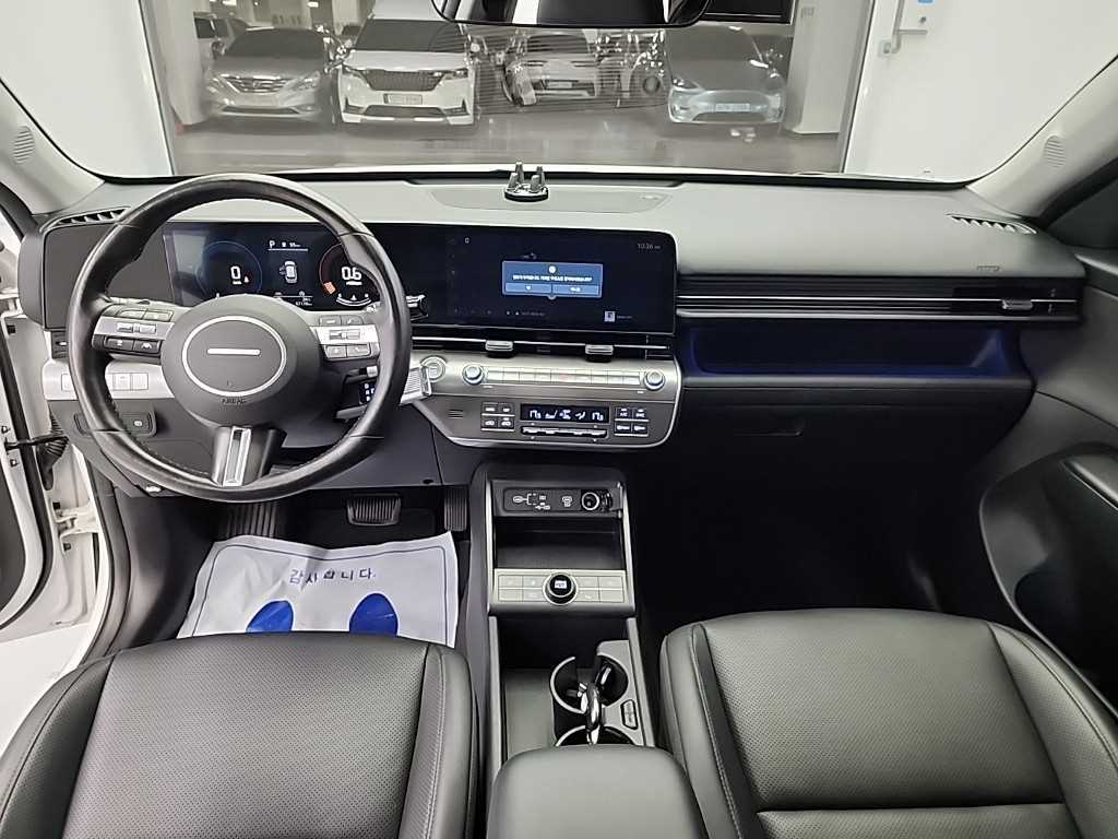 HYUNDAI Kona - Vista 7