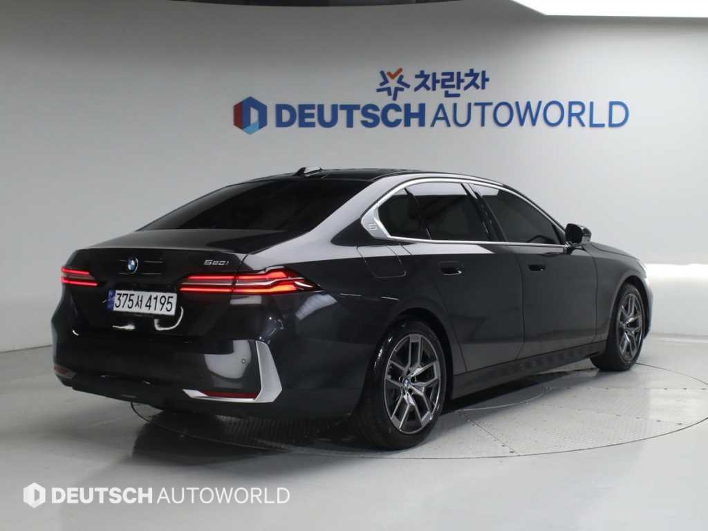 BMW 5 Series - Vista 2
