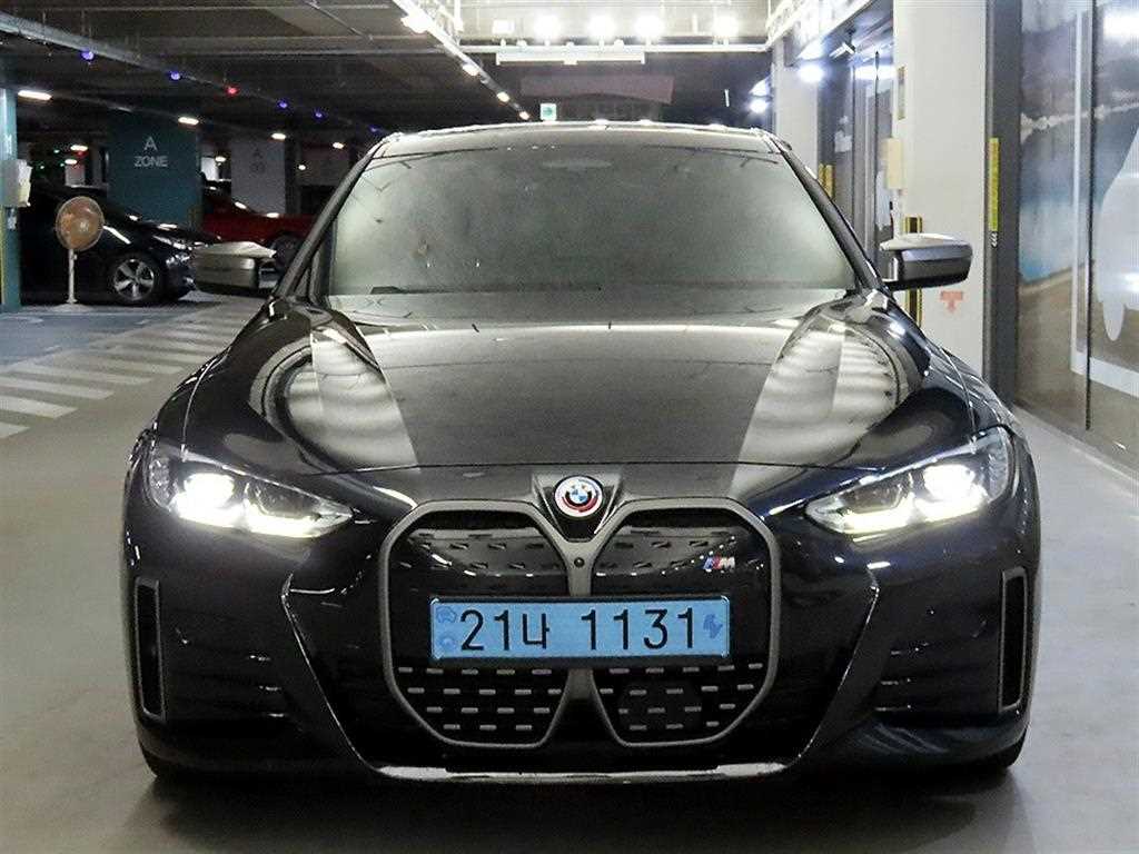 BMW i4 - Vista 2