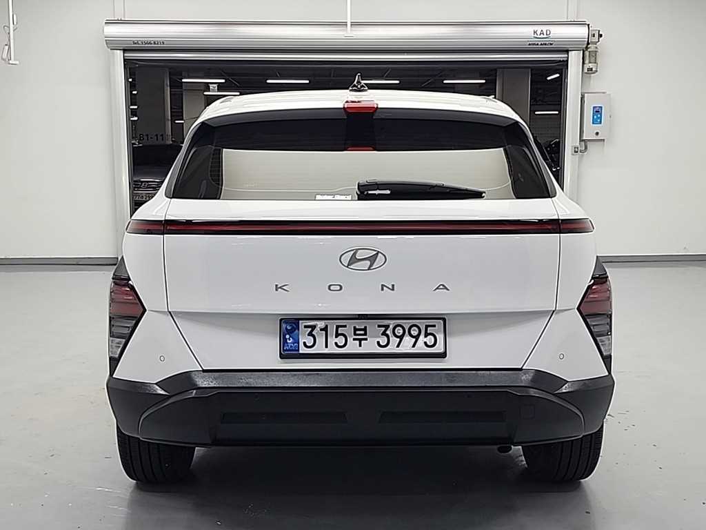 HYUNDAI Kona - Vista 3