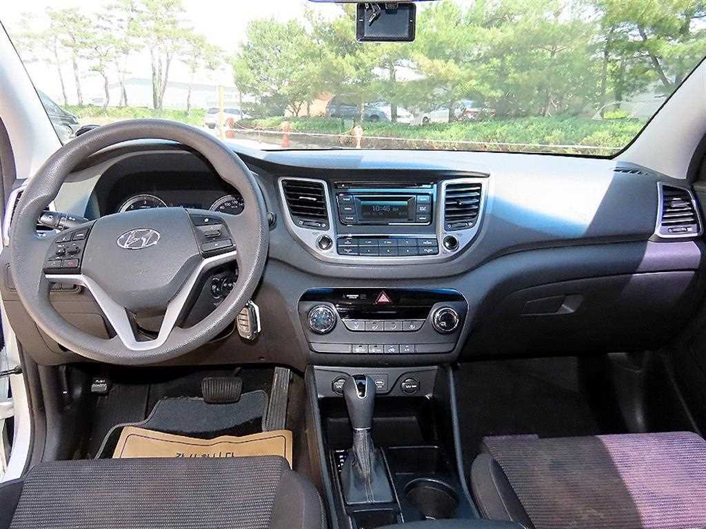 HYUNDAI Tucson - Vista 7