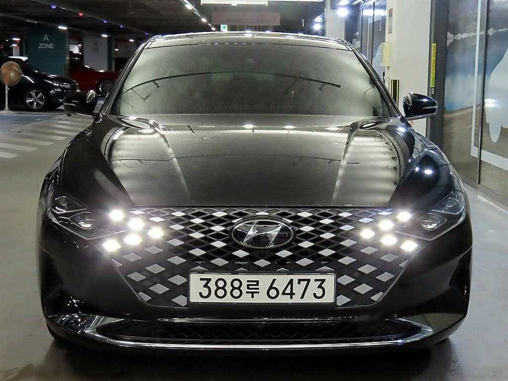 HYUNDAI Grandeur - Vista 2