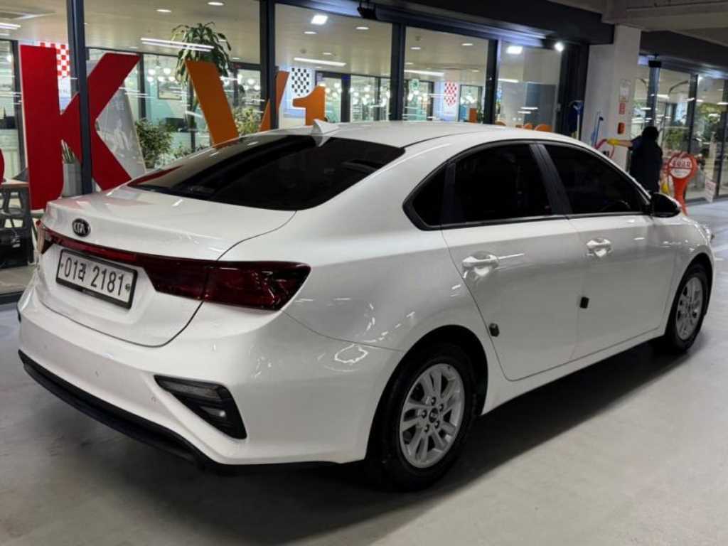 KIA K3 - Vista 4