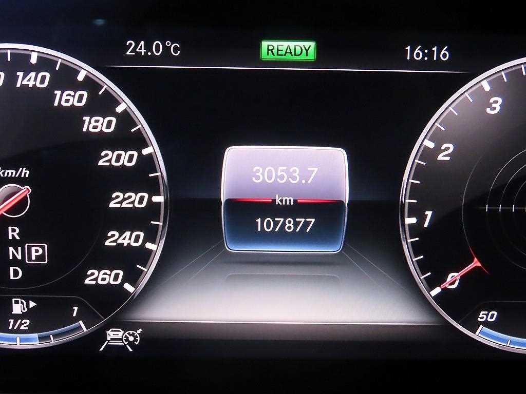 Mercedes Benz CLS Class - Vista 9