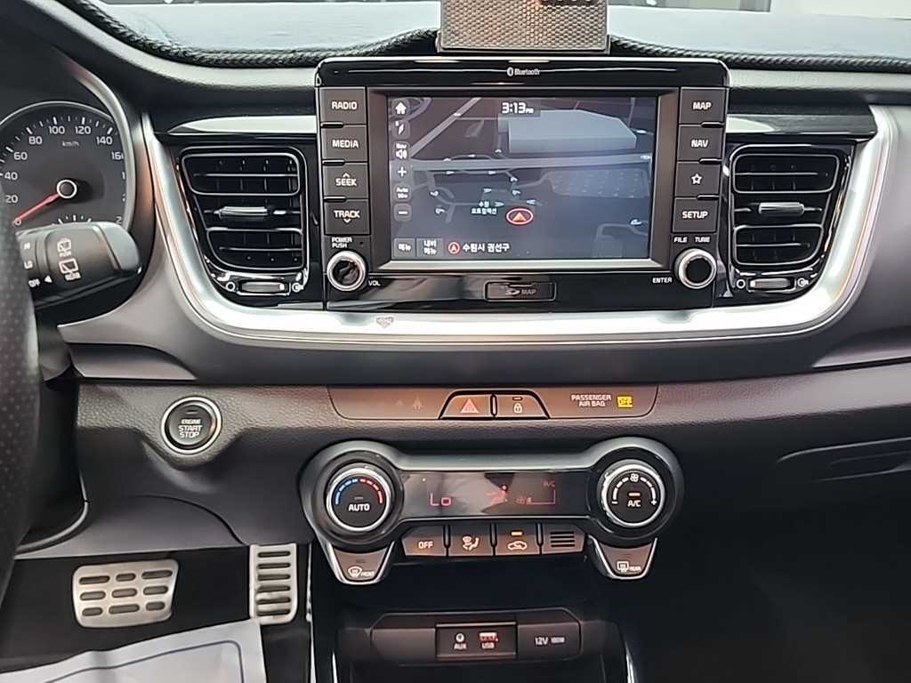 KIA Stonic - Vista 10