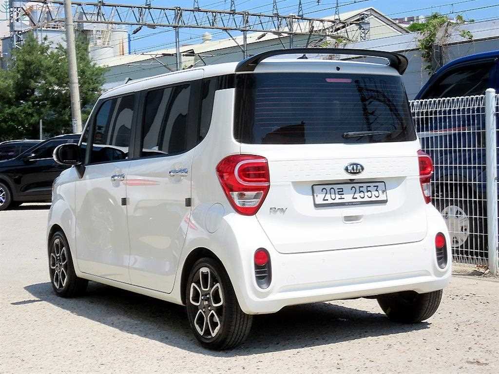 KIA Ray - Vista 3