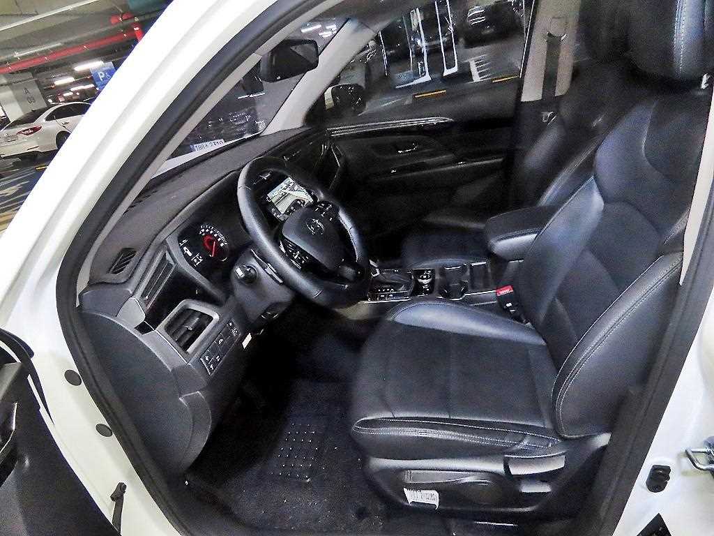 Ssangyong Korando - Vista 6