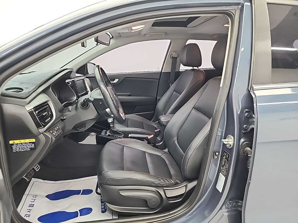KIA Stonic - Vista 11
