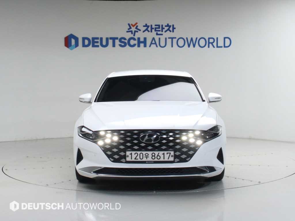 HYUNDAI Grandeur - Vista 3