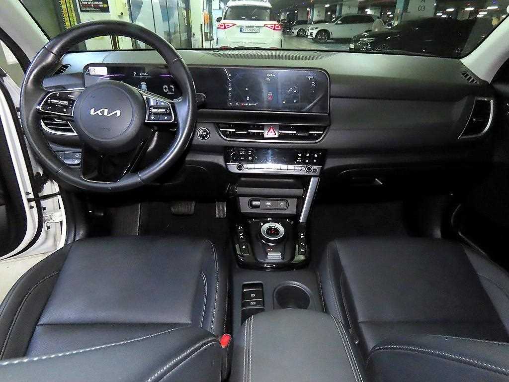 KIA Seltos - Vista 10