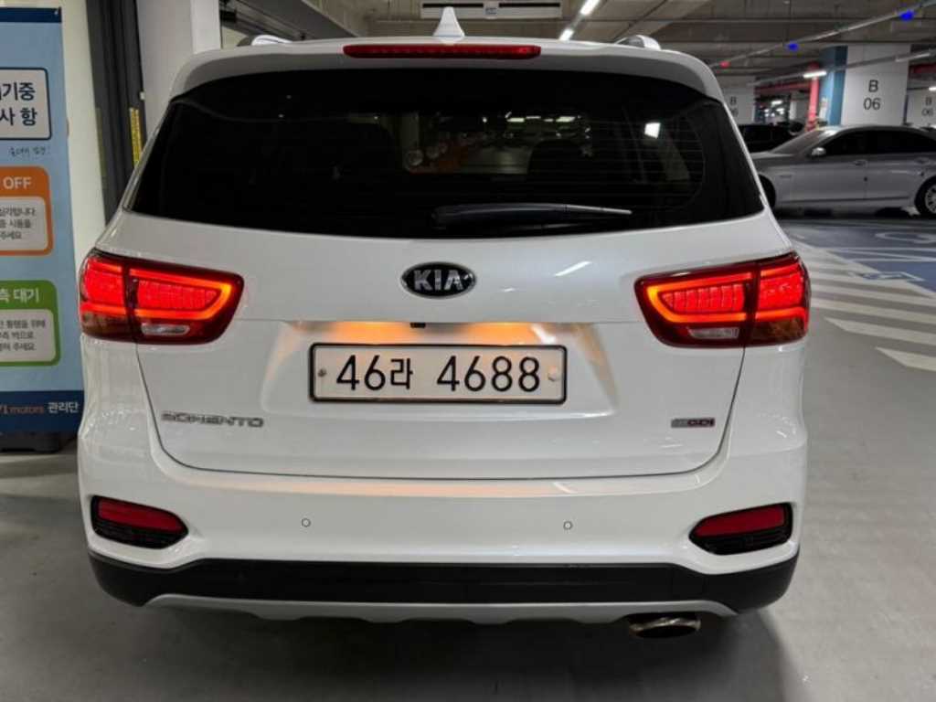 KIA Sorento - Vista 5