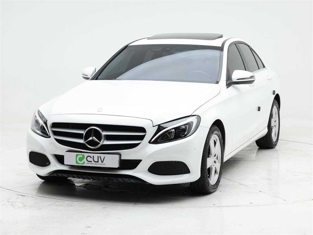 Mercedes Benz C Class 2017 Blanco - Importación desde Corea - HF Imports Iquique - Foto 1