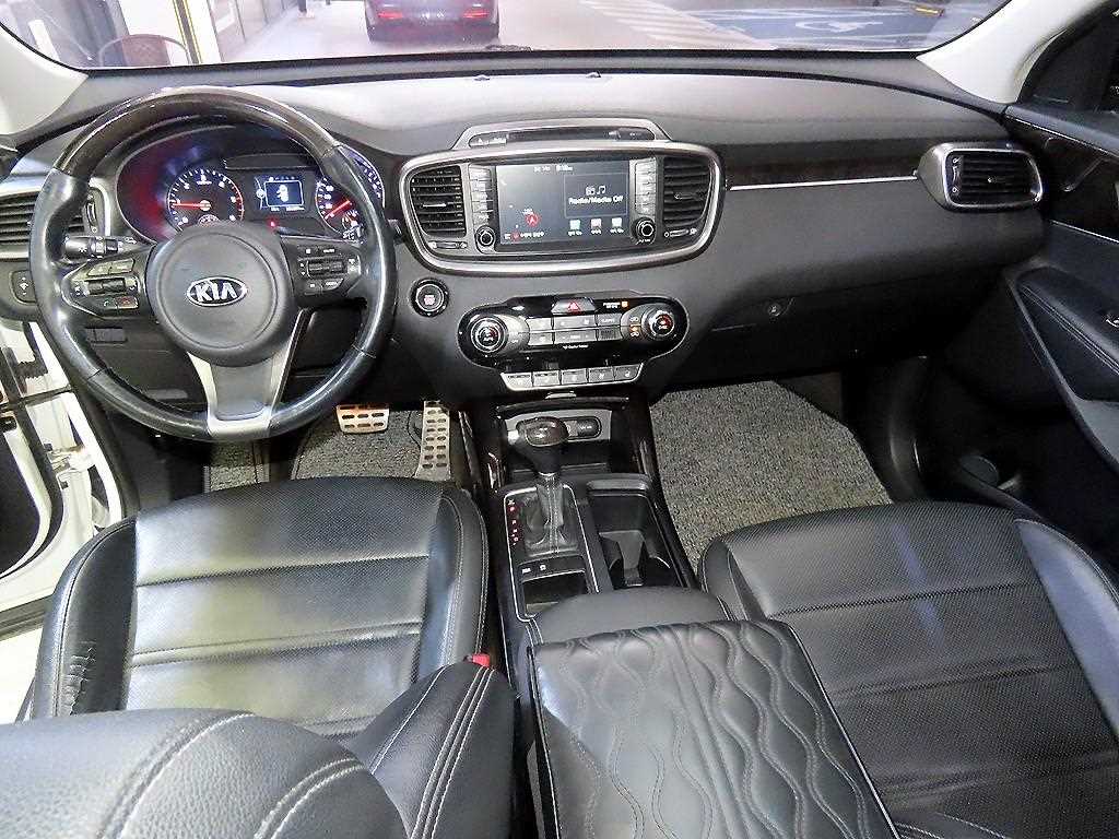 KIA Sorento - Vista 10