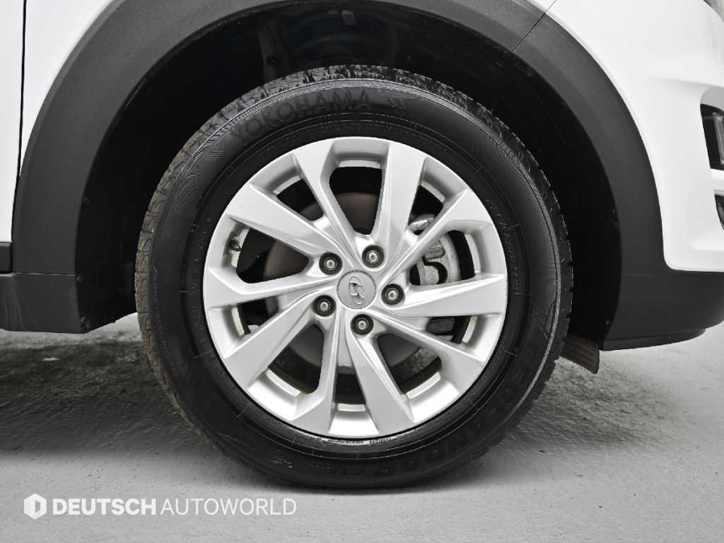 HYUNDAI Tucson - Vista 5