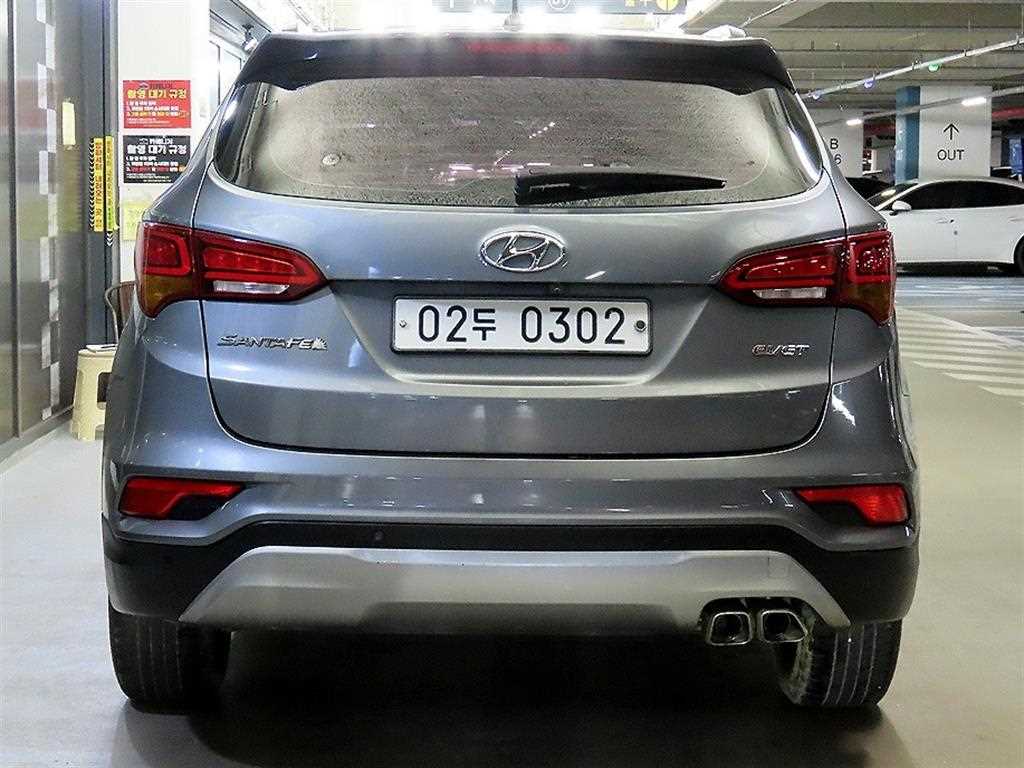 HYUNDAI Santa Fe - Vista 5