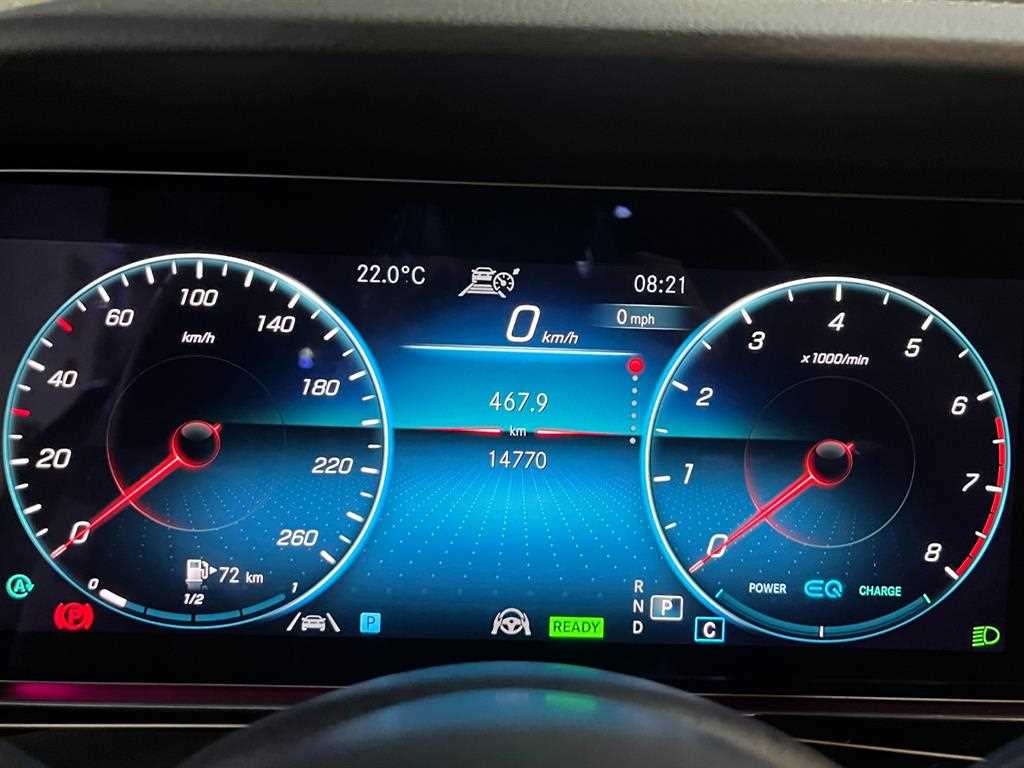 Mercedes Benz E class - Vista 6