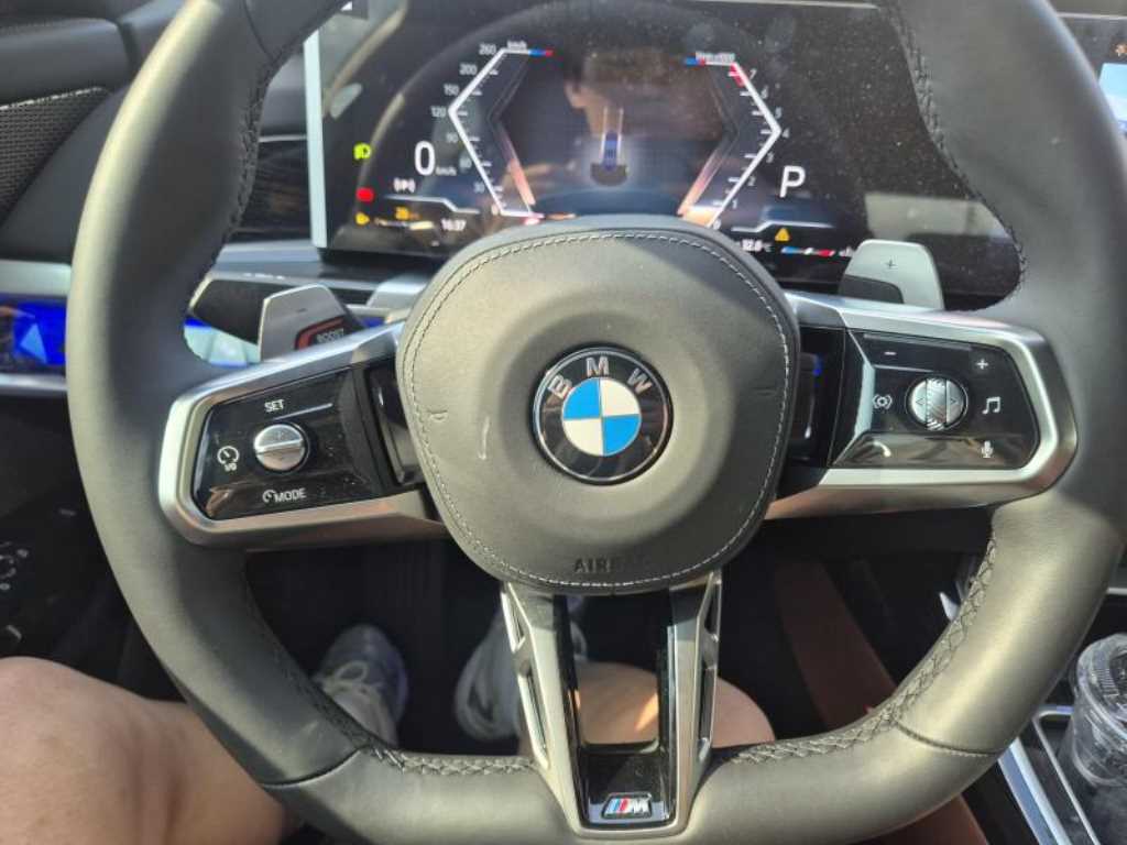 BMW 7 Series 2025 - Importación desde Corea - HF Imports Iquique - Foto 14