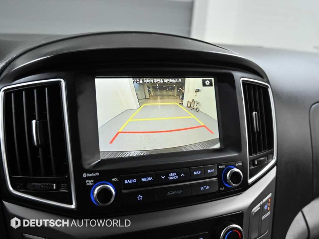 HYUNDAI Starex 2019 Plateado - Importación desde Corea - HF Imports Iquique - Foto 15