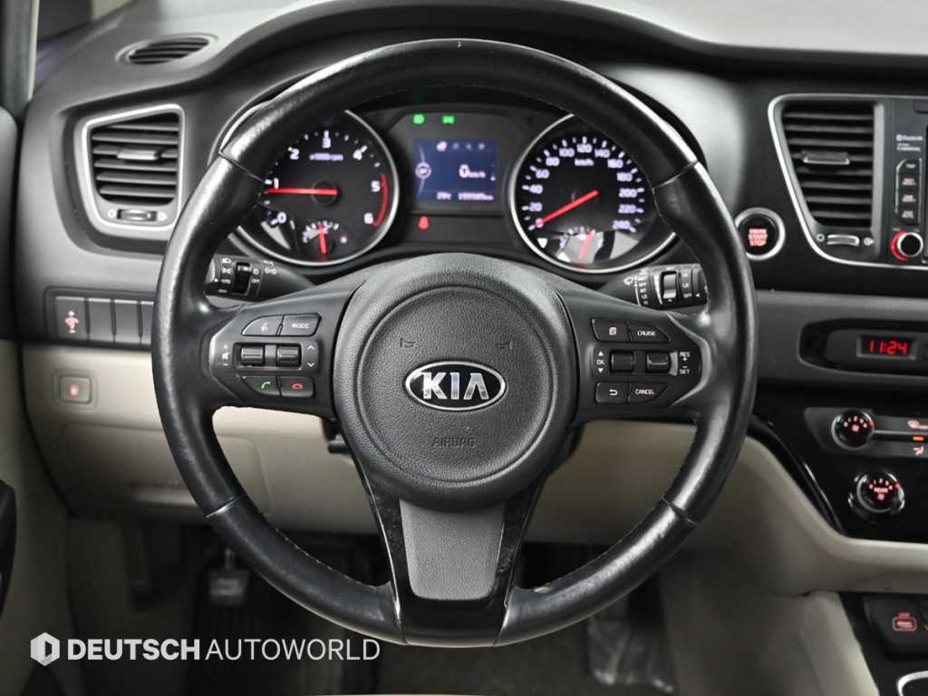 KIA Carnival 2015 Blanco - Importación desde Corea - HF Imports Iquique - Foto 13