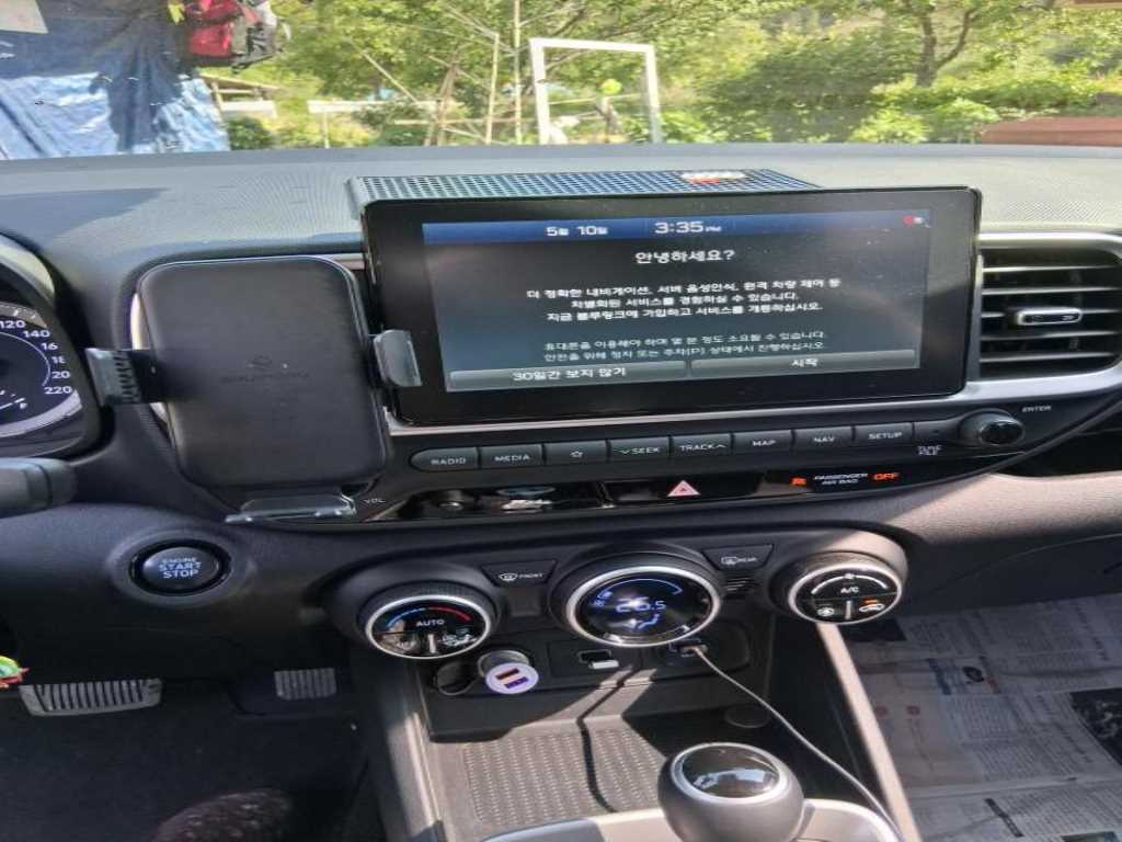 HYUNDAI Venue - Vista 7