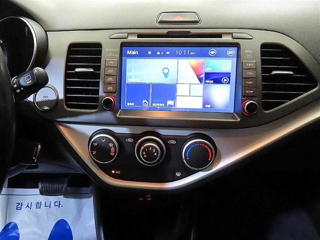 KIA Morning - Vista 11