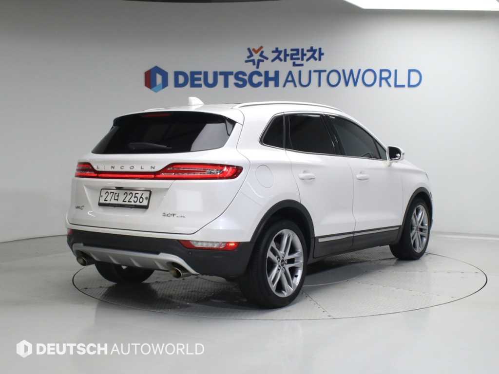 Lincoln MKC - Vista 2